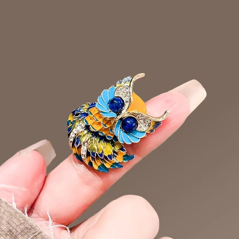 小米星奥特莱斯品牌折扣店撤柜捡漏轻奢彩绘猫头鹰胸针outlets配饰